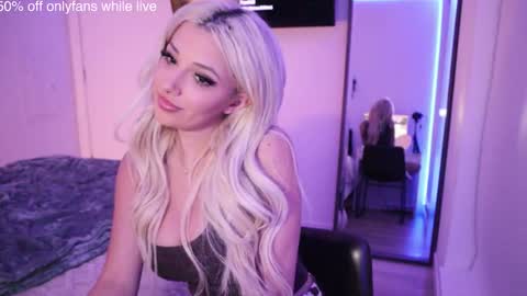 angelcookie online show from March 28, 2026, 6:02 am