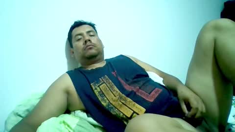 angeldavid90 online show from February 15, 2026, 6:32 am