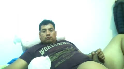 angeldavid90 online show from April 6, 2026, 4:46 am