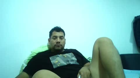 Snapshot of angeldavid90 chatting on June 1, 2026, 11:23 am angeldavid90 online show from June 1, 2026, 11:23 am