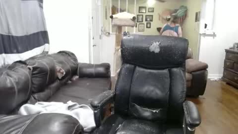 Snapshot of angelduster5211 chatting on March 28, 2026, 1:16 am Angelduster521 online show from March 28, 2026, 1:16 am