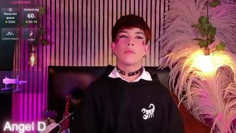 Angel dust online show from April 21, 2026, 3:35 am