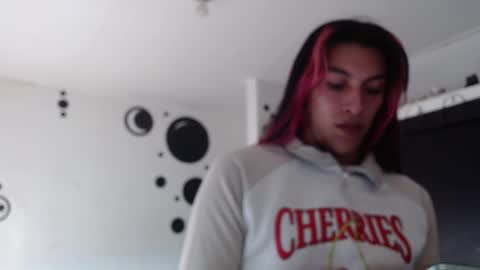 angele online show from March 9, 2025, 9:57 pm