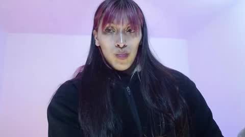 angele online show from September 22, 2025, 1:40 am