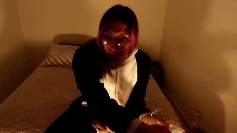 angele online show from February 11, 2026, 2:27 am