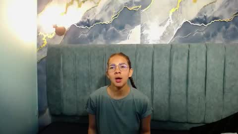 angel online show from October 24, 2025, 1:51 pm