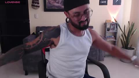 Snapshot of angelfade666 chatting on May 25, 2026, 4:24 pm Miguel Angel online show from May 25, 2026, 4:24 pm