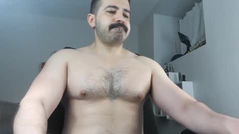 Angel Fusco online show from April 21, 2026, 2:37 am