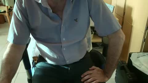 angelgarcia269 online show from April 13, 2026, 10:54 am