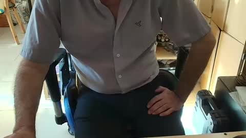 angelgarcia269 online show from April 22, 2026, 11:56 am