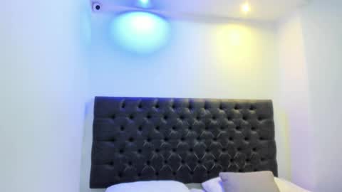 Angeli online show from September 25, 2025, 10:52 am