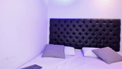 Angeli online show from September 30, 2025, 11:04 am