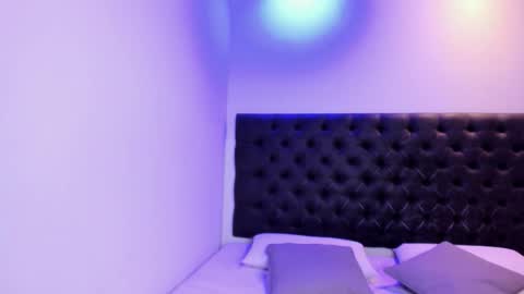 Angeli online show from October 17, 2025, 11:02 am