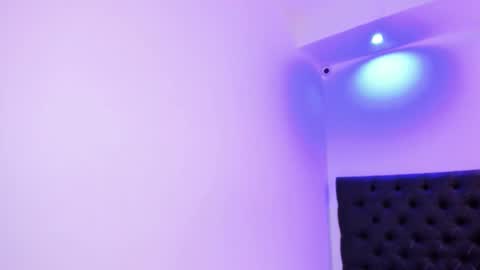 Angeli online show from November 15, 2025, 10:59 pm