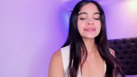 Angeli online show from November 30, 2025, 4:22 pm