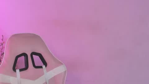 Snapshot of angeli_sexi chatting on February 22, 2025, 1:11 am Carolina online show from February 22, 2025, 1:11 am