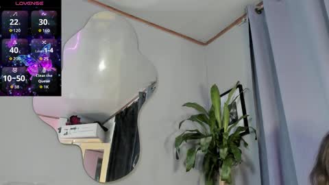 Snapshot of angeli_sexi chatting on November 1, 2025, 2:13 am Carolina online show from November 1, 2025, 2:13 am