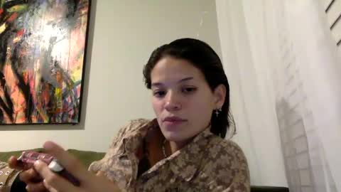 angelia01m online show from September 29, 2025, 2:27 am