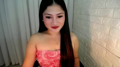 Snapshot of angelic_girlxx chatting on March 3, 2025, 10:10 pm Angie online show from March 3, 2025, 10:10 pm