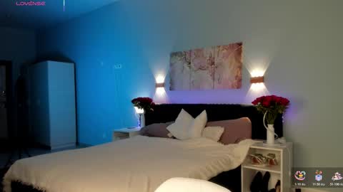 Emma online show from December 17, 2025, 1:11 am