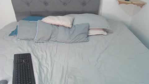 C A L L    M E   A N G E L online show from February 15, 2025, 6:01 pm