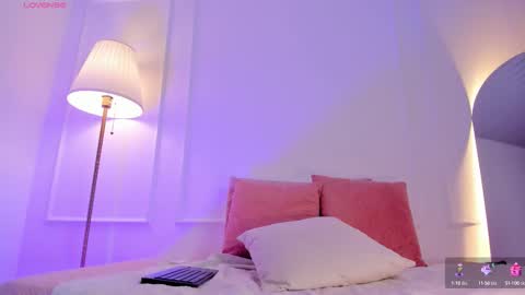 Angelica Cross online show from October 9, 2025, 11:30 am