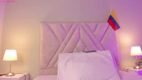 Snapshot of angelica_cross chatting on July 20, 2026, 7:49 pm Angelica Cross online show from July 20, 2026, 7:49 pm