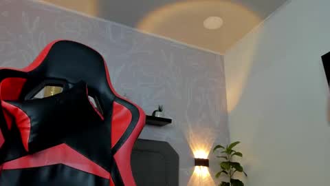 A N G E L I C A online show from February 4, 2025, 5:01 pm