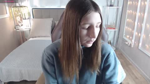 Angelica online show from January 31, 2025, 12:18 pm