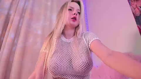 Angelica  online show from March 1, 2025, 9:37 pm