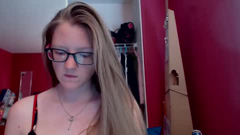 AngelicAngel online show from September 18, 2025, 5:59 pm