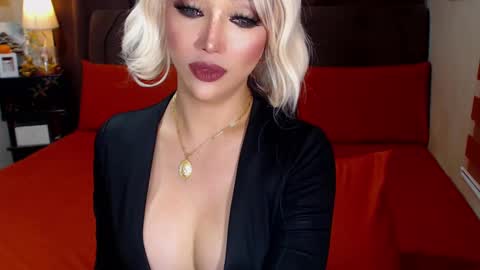 MS. AMALIA online show from March 10, 2025, 9:53 am