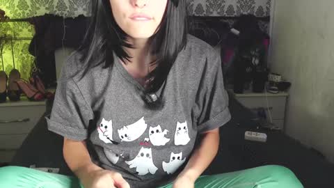 Angelika Rouge online show from October 26, 2025, 5:08 pm