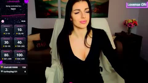Snapshot of angelina_clark chatting on May 15, 2026, 7:15 am Angelina online show from May 15, 2026, 7:15 am
