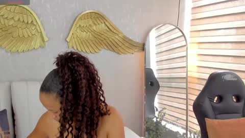 Angelina online show from April 19, 2026, 1:43 pm