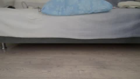 Angelina online show from September 19, 2025, 7:54 am