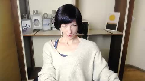 Angelina online show from September 15, 2025, 6:35 am