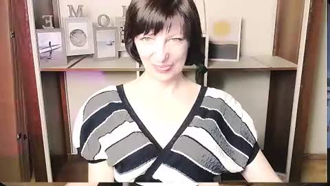 Angelina online show from June 21, 2026, 10:40 am