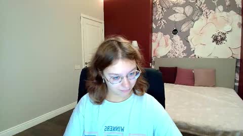 AngelinaLow online show from September 30, 2025, 11:26 am