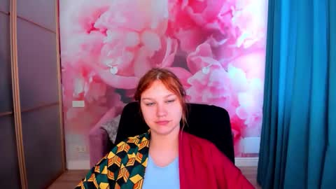 AngelinaLow online show from April 21, 2026, 11:27 am