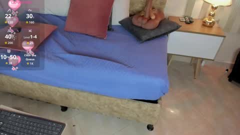 angelinarouse_ online show from October 4, 2025, 5:27 am