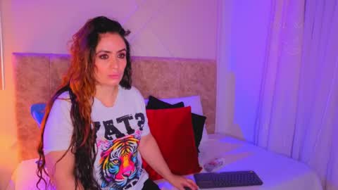 angelinarouse_ online show from April 15, 2026, 3:13 am