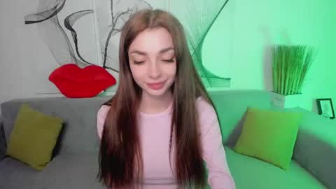 Angelina online show from July 5, 2026, 4:30 am