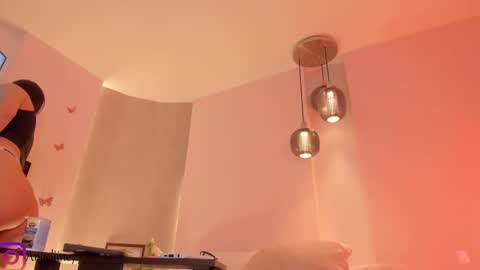 Angeline  online show from September 12, 2025, 1:22 pm