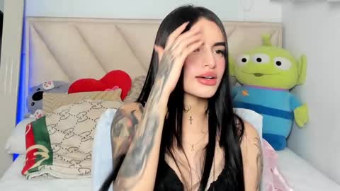 Angeline Smith  online show from March 2, 2025, 10:45 am