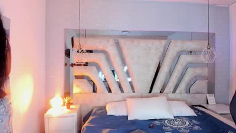 Angeline Heet online show from November 8, 2025, 10:41 pm