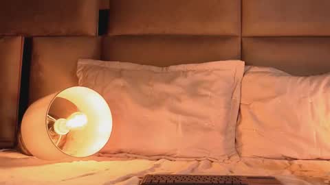 angelinepossy online show from November 3, 2025, 6:09 pm