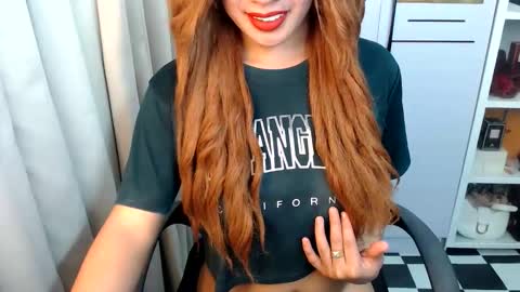 Snapshot of angelinnaxxx chatting on March 20, 2026, 8:14 pm Anglina online show from March 20, 2026, 8:14 pm