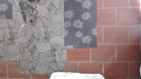 angela online show from February 19, 2025, 7:48 pm