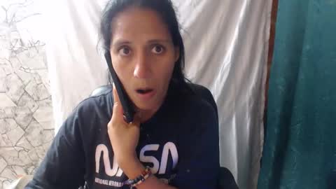 angela online show from November 17, 2025, 11:54 pm